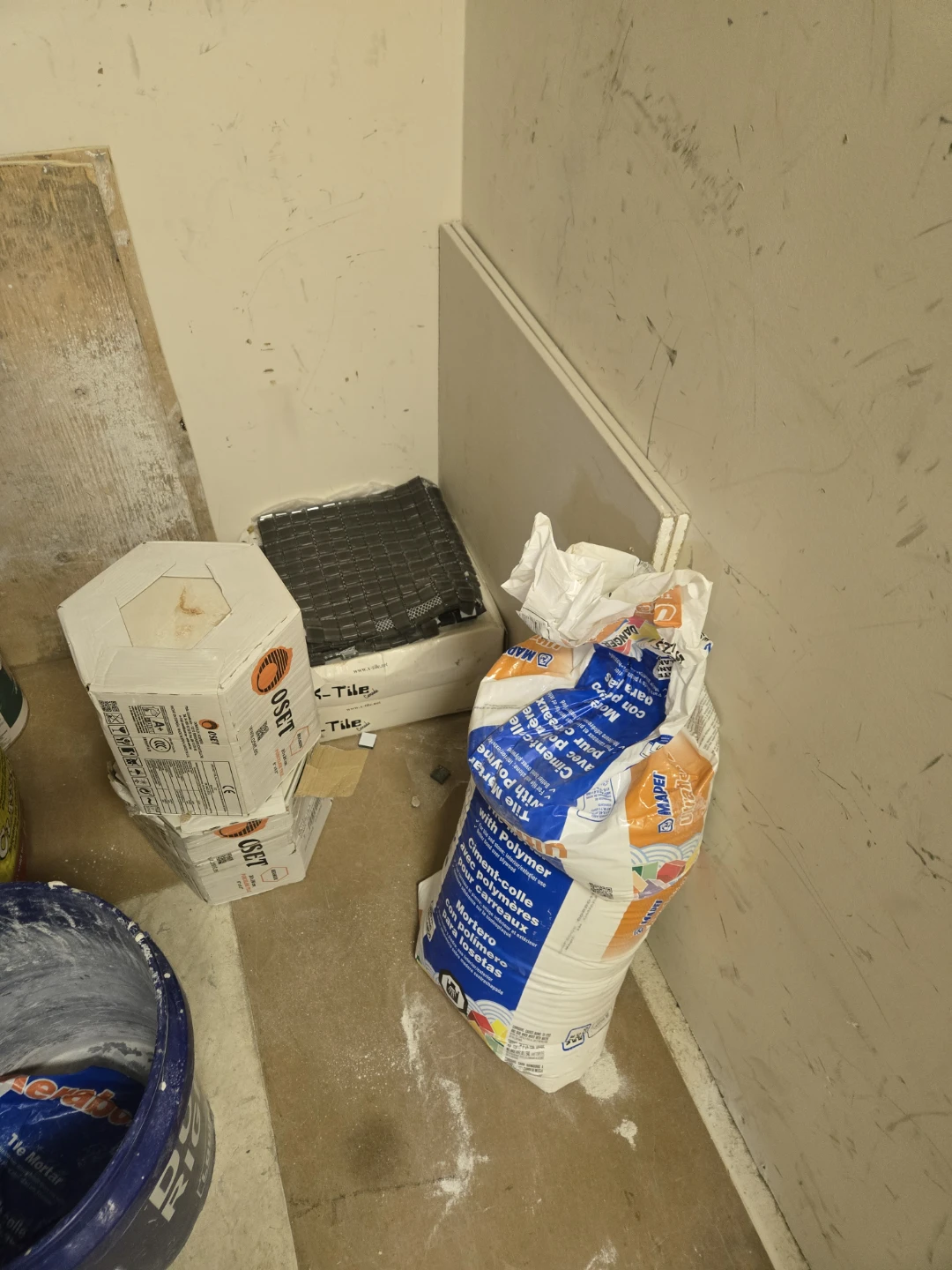Tile cement glue,tiles + Schluter Ditra Roll - photo 5