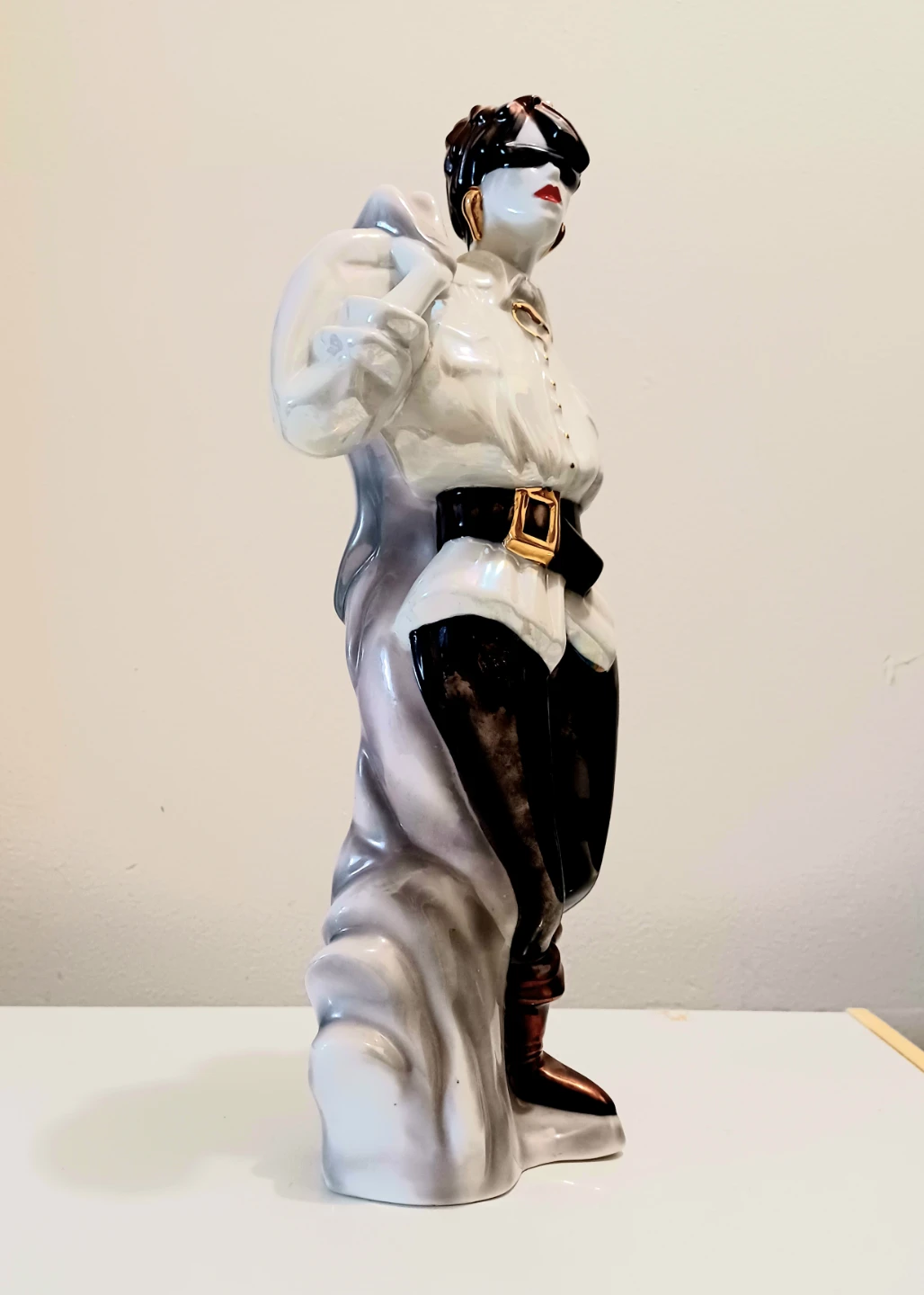 Unique Tall Handmade Axia Porcelain Statue - photo 3