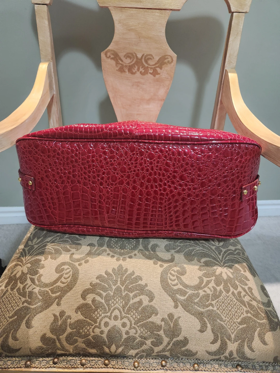 Red Croc Embossed Shoulder Bag with Gold Chain - photo 3