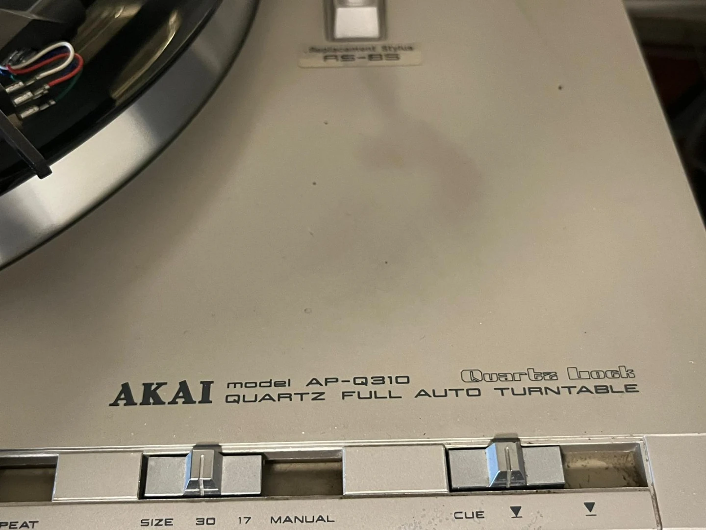 AKAI AP-Q310 Quartz Full Auto Turntable - photo 2