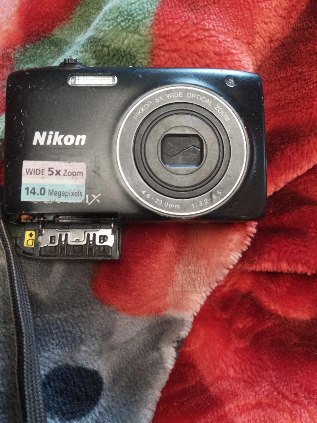 Nikon COOLPIX S3100 Digital Camera - Black