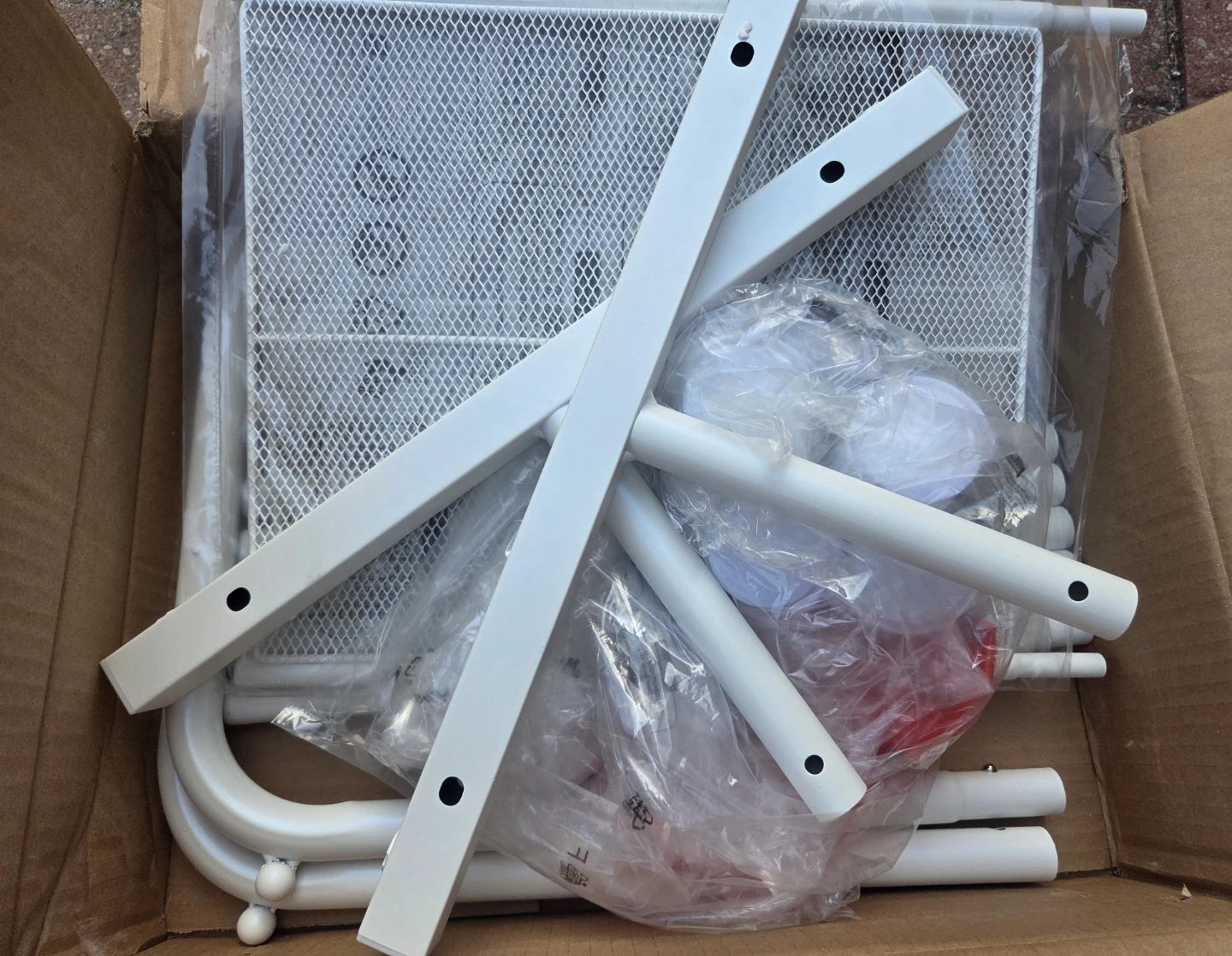 SONGMICS White Clothes Rack with Shelves - photo 3