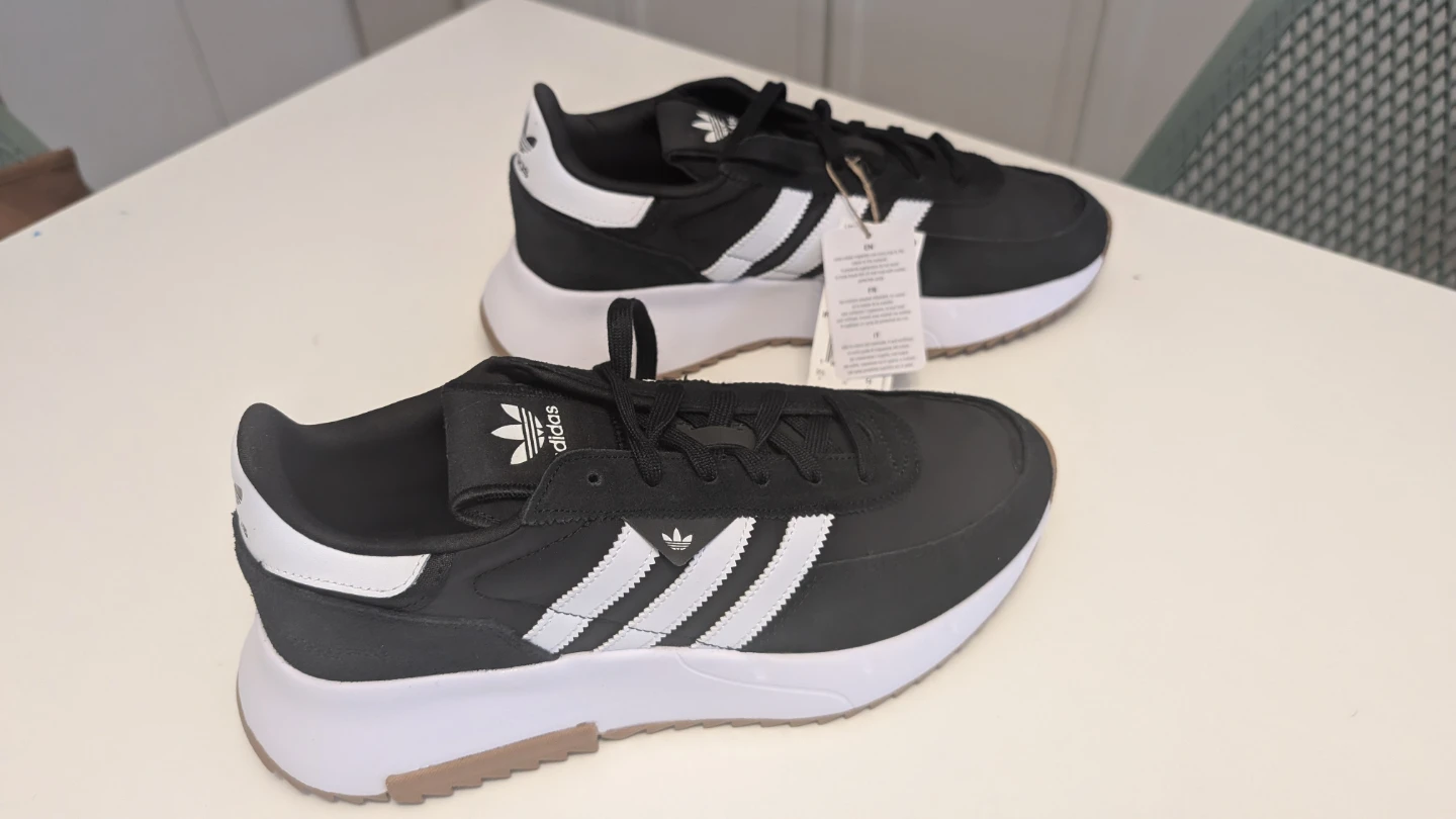 NEW - Adidas Retropy F2 -  Size 10 - photo 2