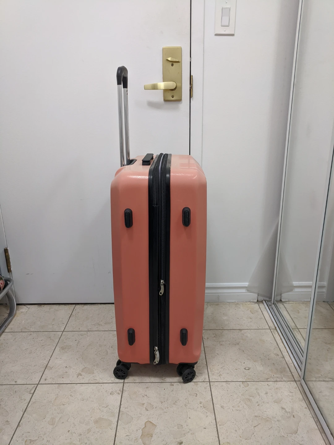 Pink Hardshell Spinner Luggage - photo 2