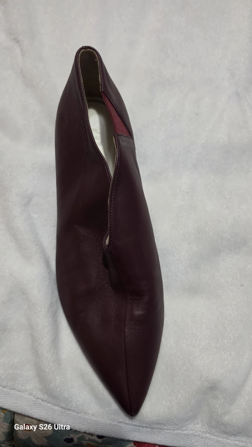 Women's Burgundy Leather Pointed Toe Kitten Heel Shoes - photo 3