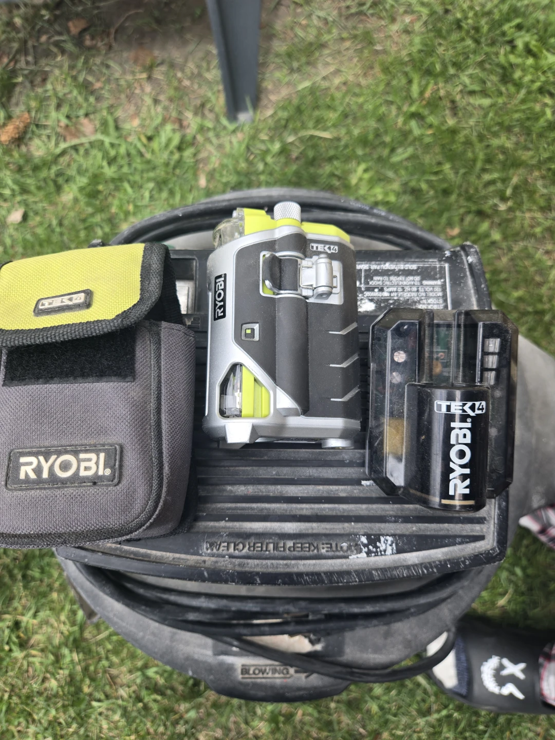 Ryobi TEK4 Laser Level with Battery and Case