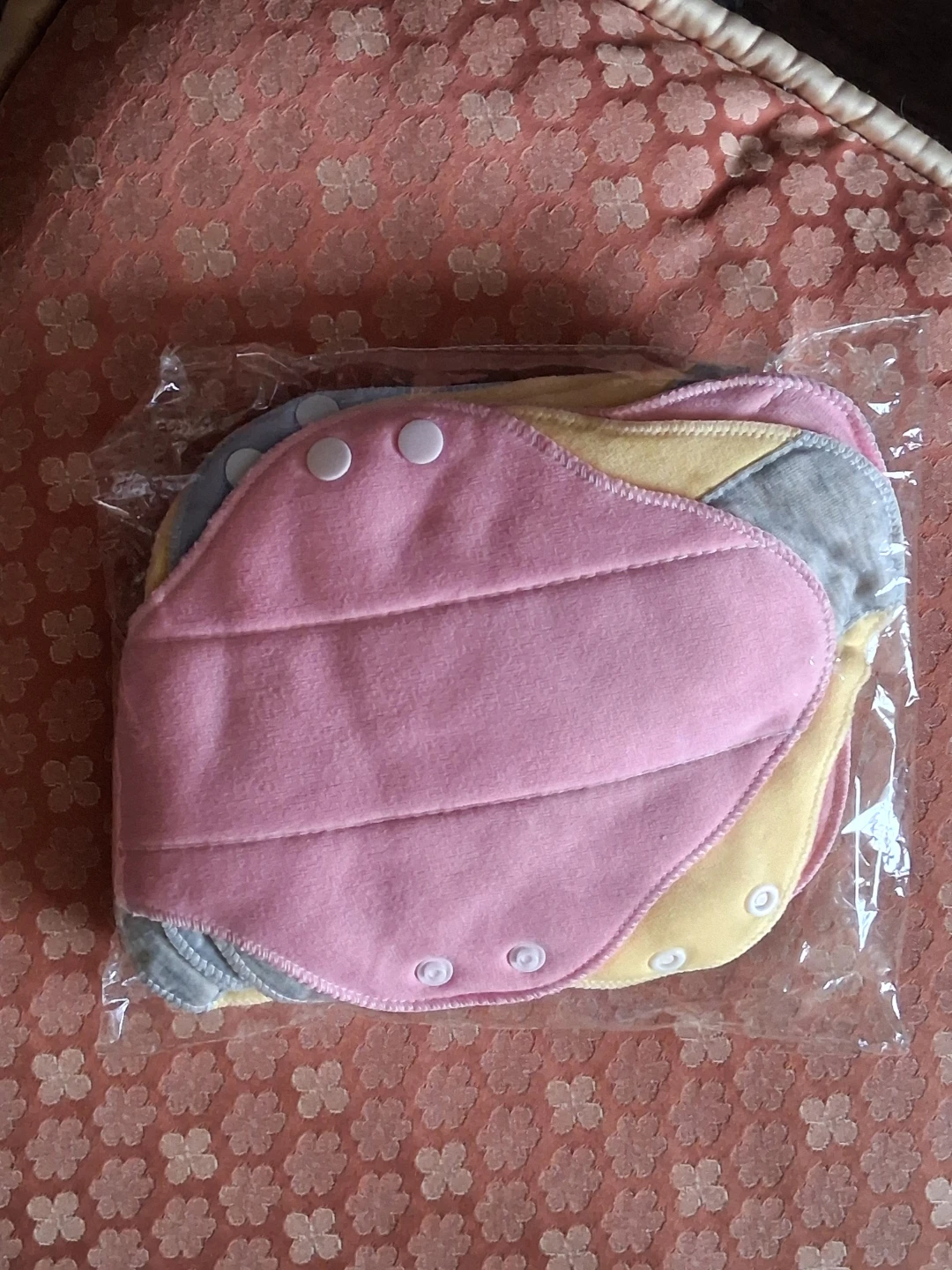 Reusable Cloth Menstrual Pads (Pack of 10)
