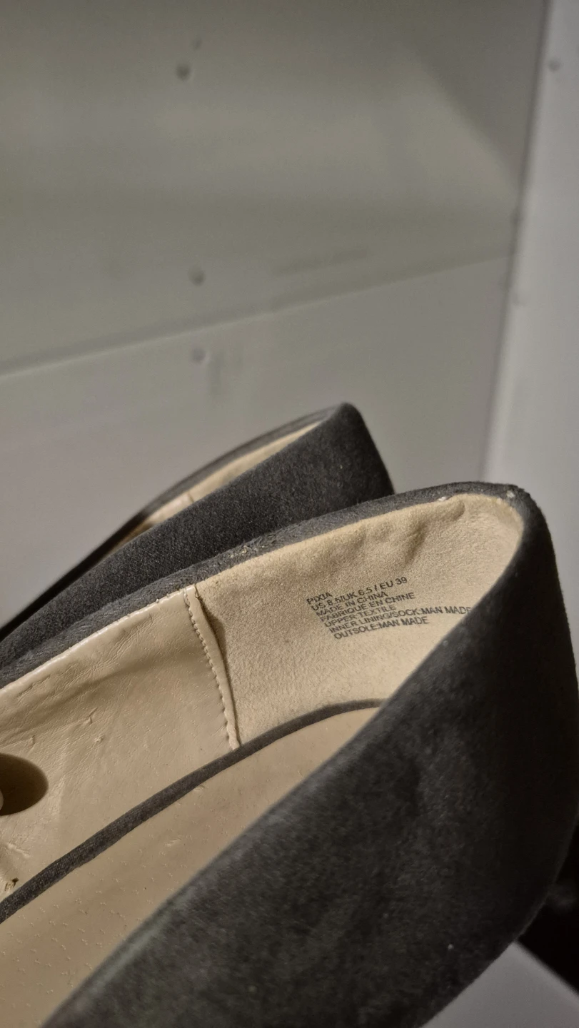 Grey Suede Wedge Heels - photo 4