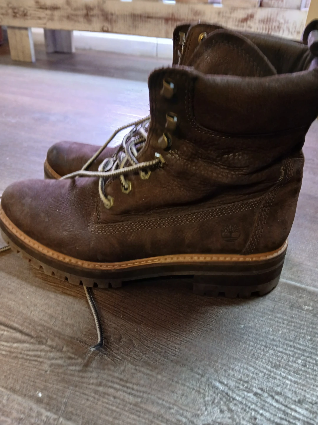 Timberland Brown Leather Lace-Up Boots - photo 3
