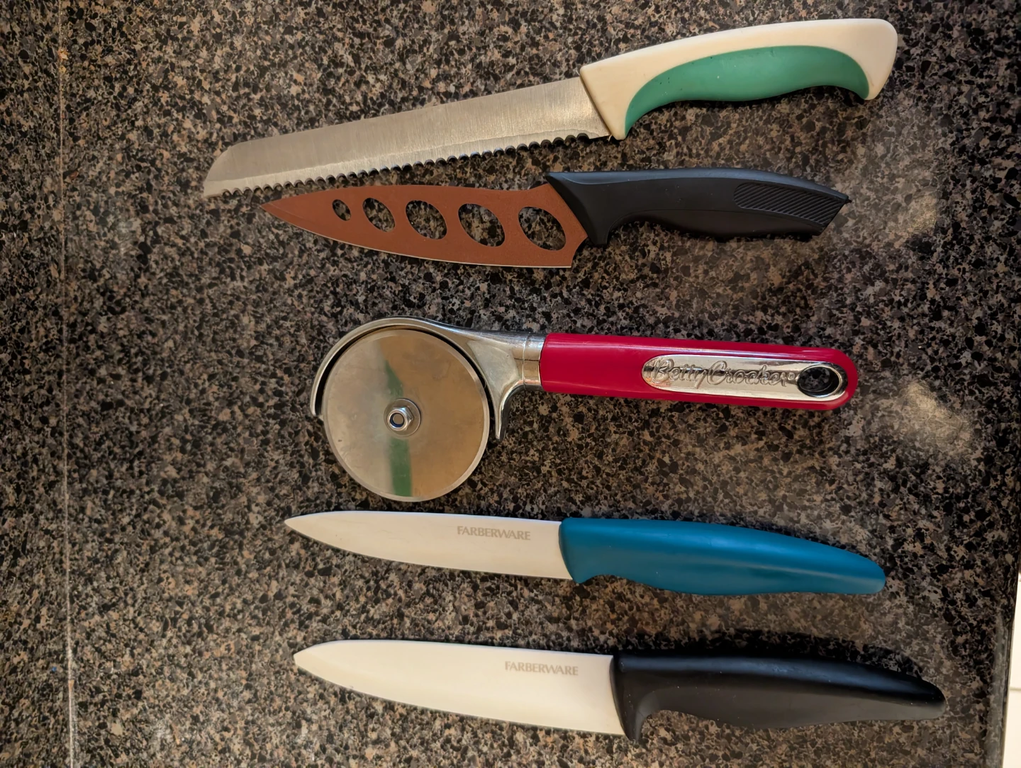 Knives and Pizza Cutter Bundle