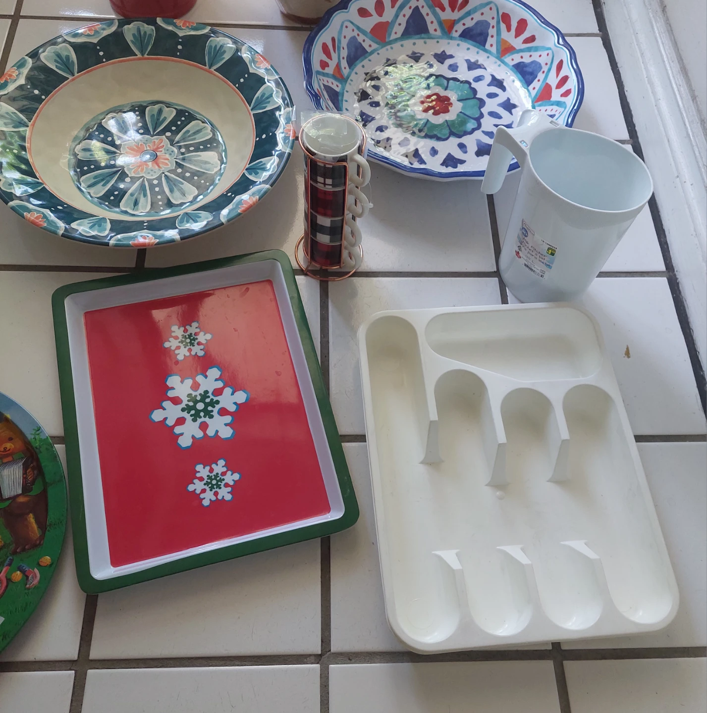 Assorted Kitchenware Lot - photo 4