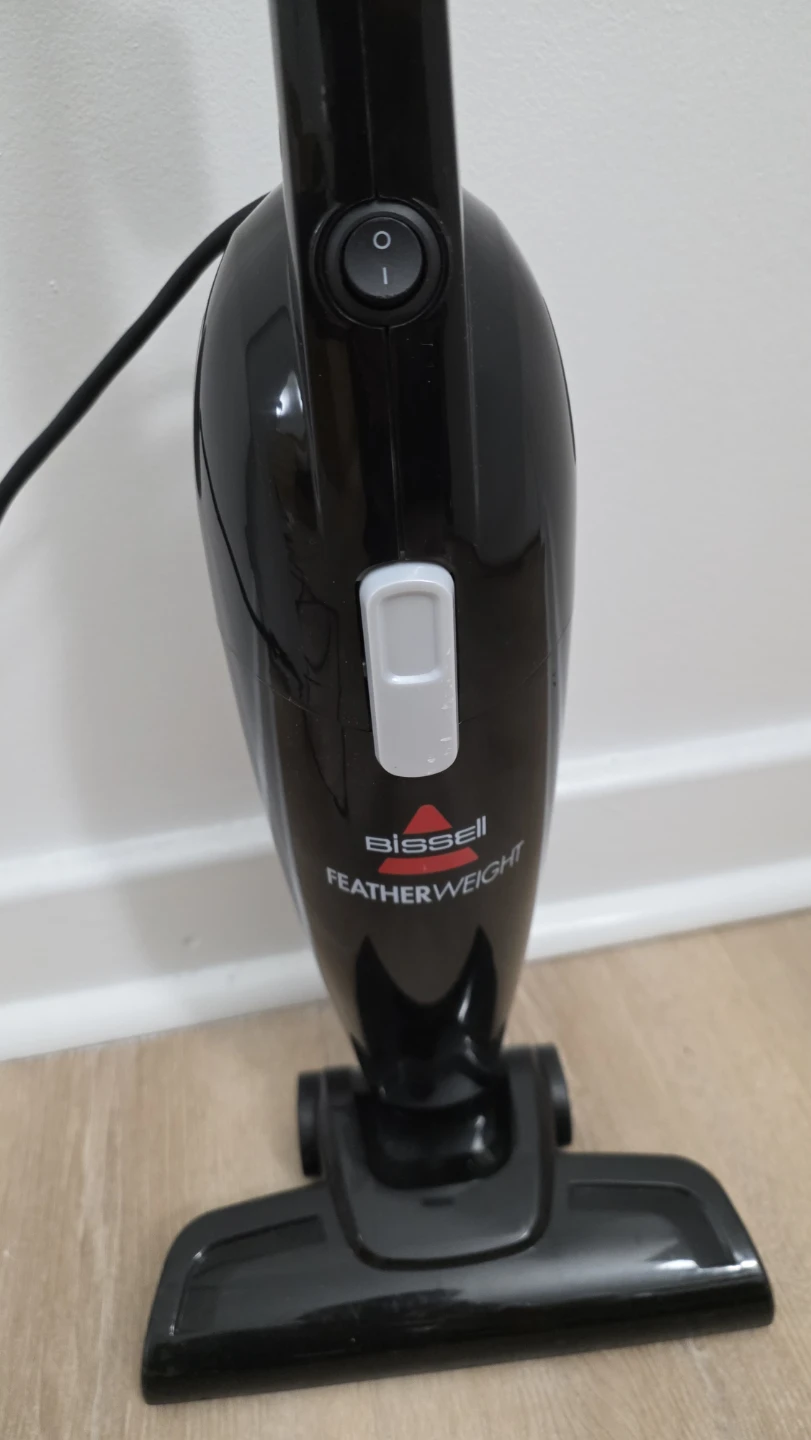 Bissell Featherweight Stick Vacuum 2033M - photo 2