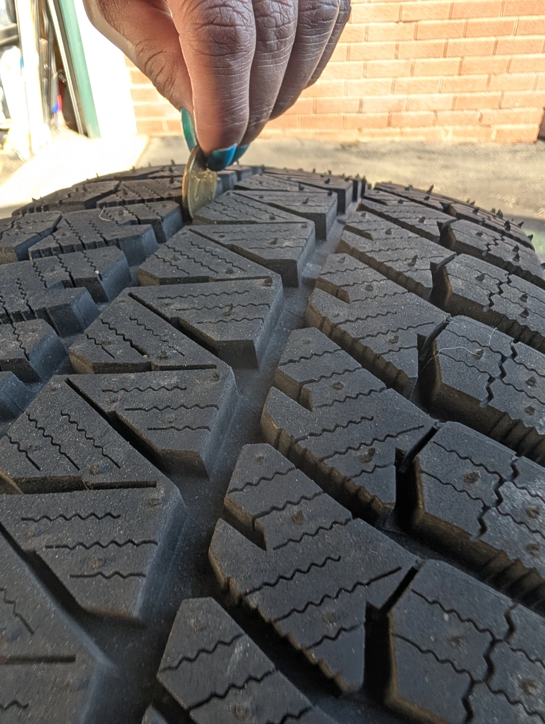 Bridgestone Blizzak WS90 Winter Tire - 215/65R17 - photo 3