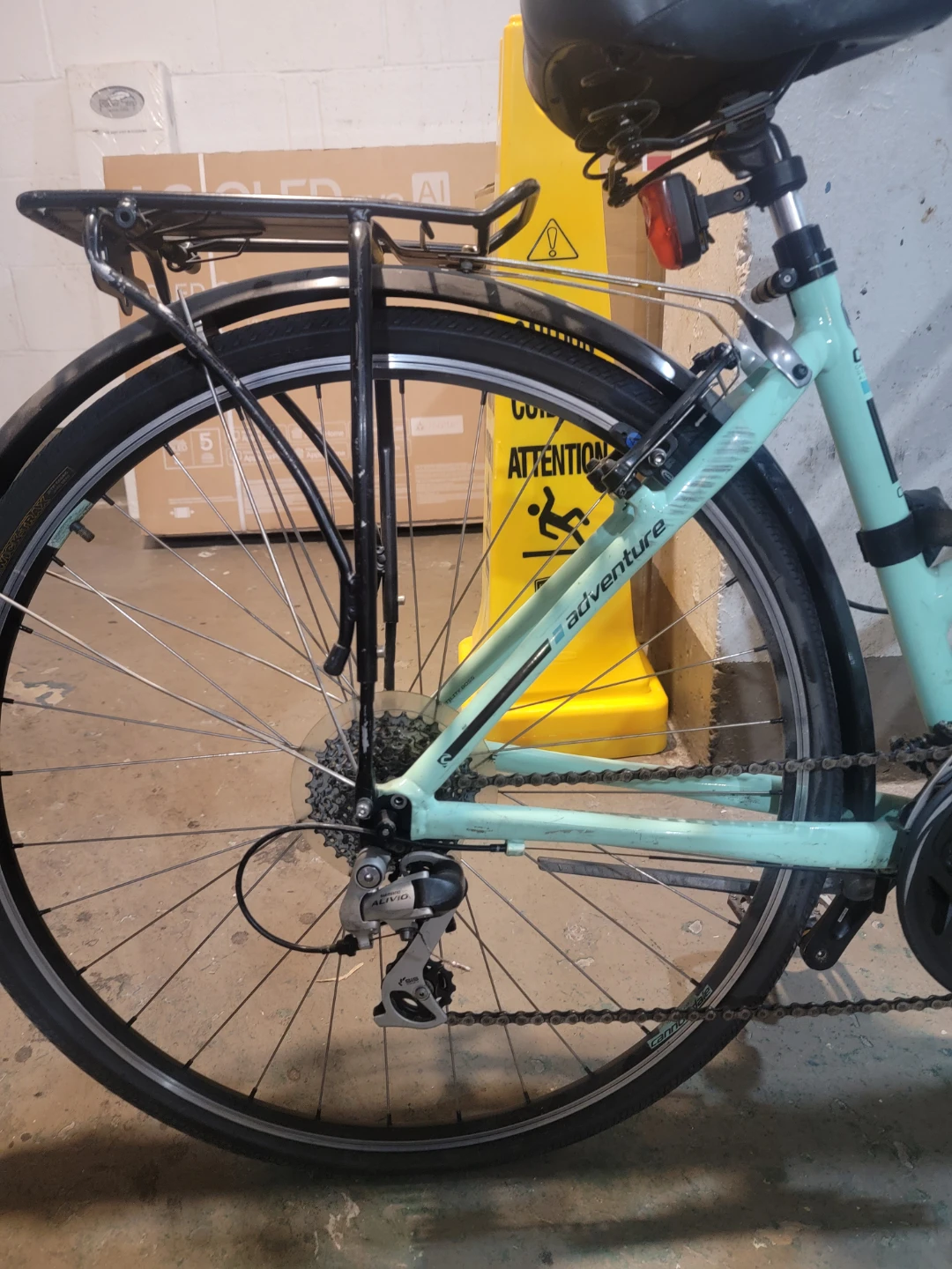 Cannondale Adventure Bicycle - photo 4