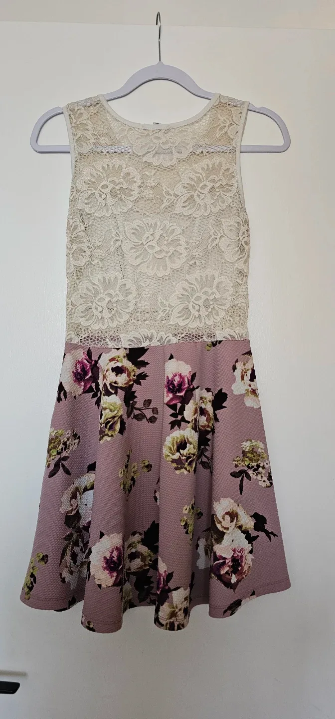 Floral Lace Dress - photo 2