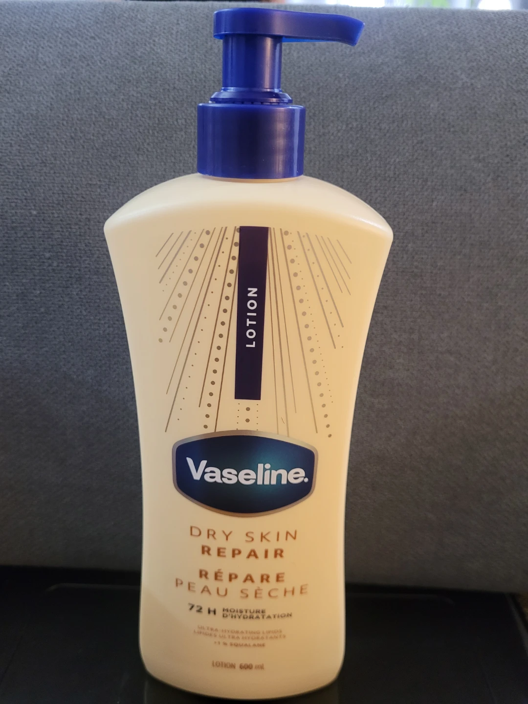 Vaseline Dry Skin Repair Lotion - 600 mL