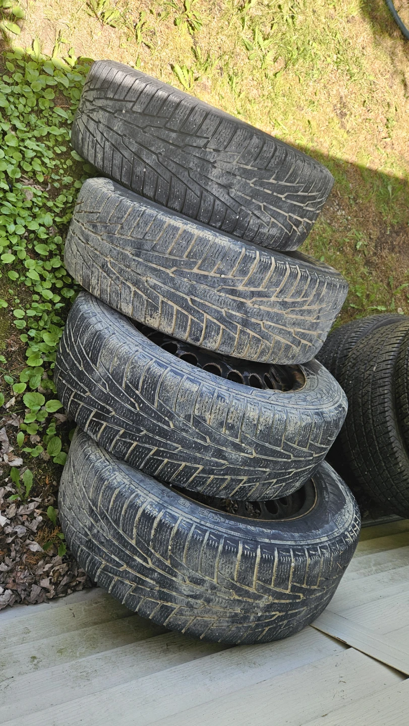4 x Hercules Winter Tires on Rims 215/60R16 - photo 2