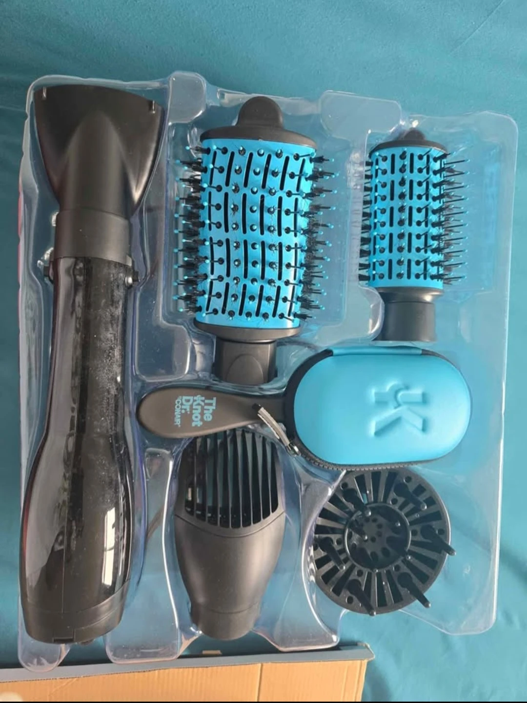 Conair The Knot Dr. 1000W All-in-One Dryer and Styler Set - photo 2