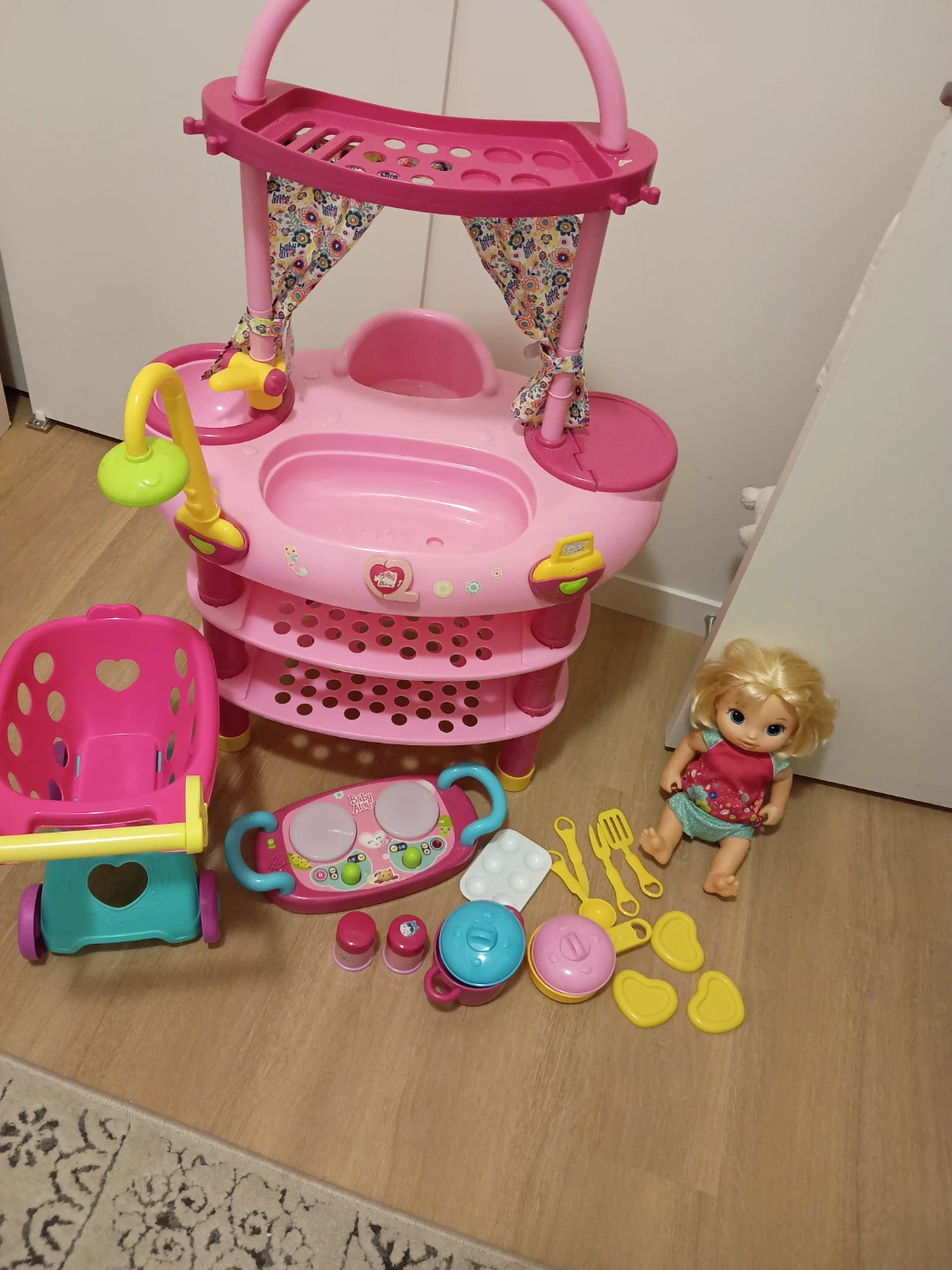 Play Kitchen with Accessories & Doll - photo 2