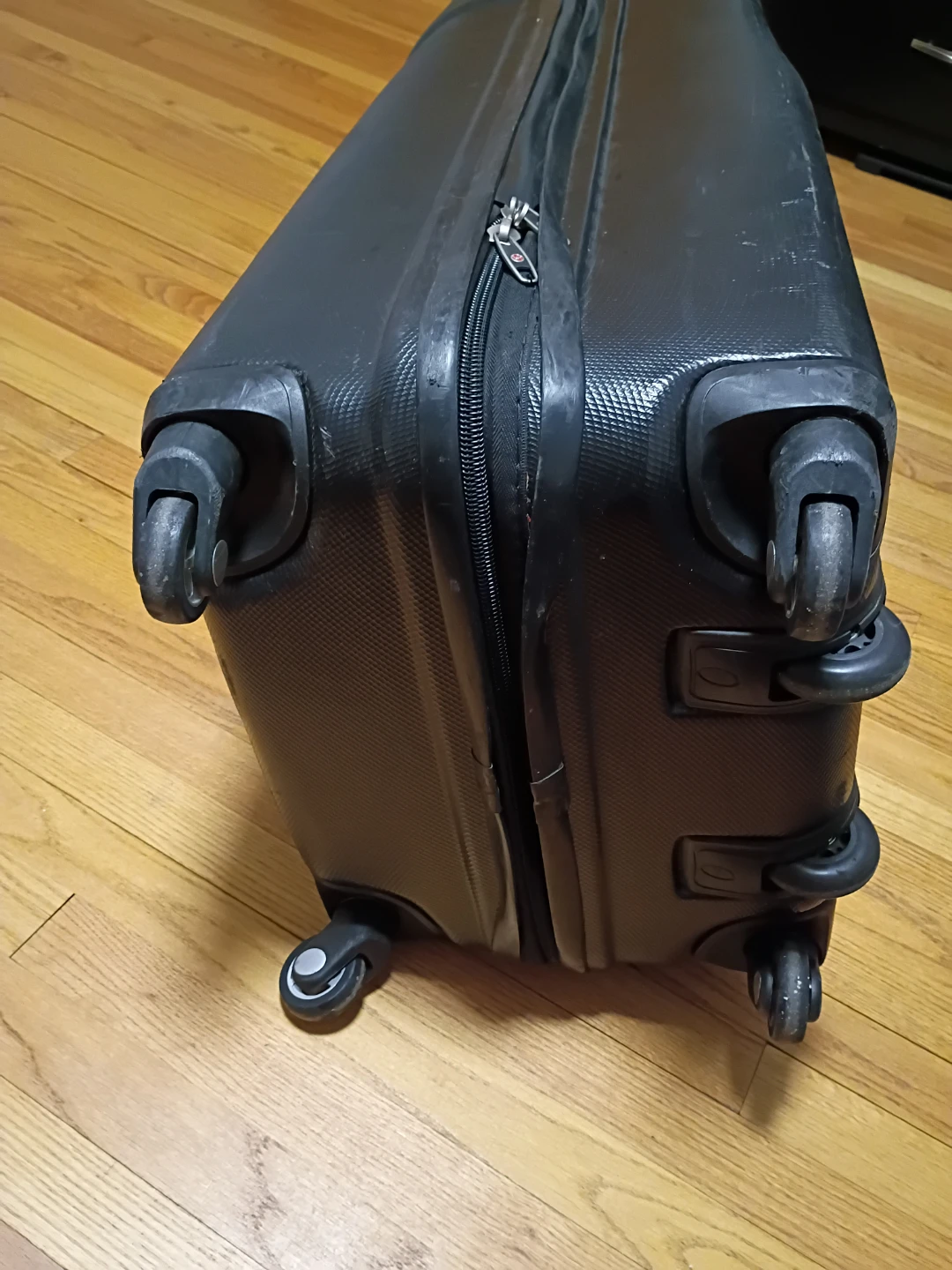 Samsonite Black Hard-Shell Luggage Case - photo 4