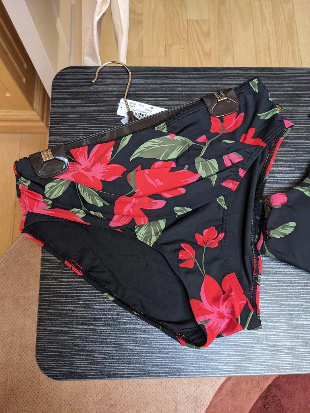 NWT La Vie en Rose Floral Bikini Set - photo 3
