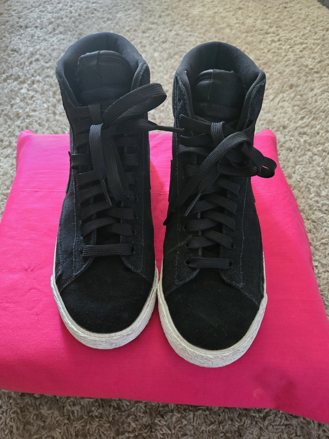 Nike Blazer Mid '77 High Top Shoes Black Size 4Y