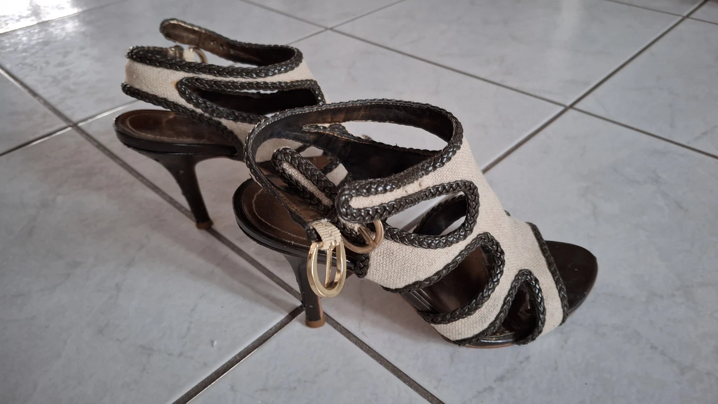 Women's Strappy Heeled Sandals - photo 3