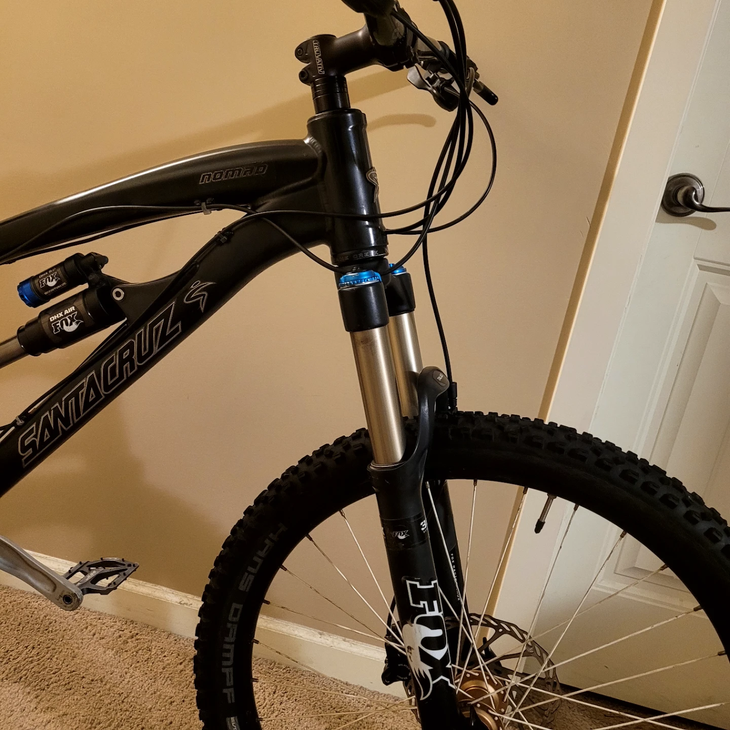 Santa Cruz Nomad Mountain Bike - photo 2