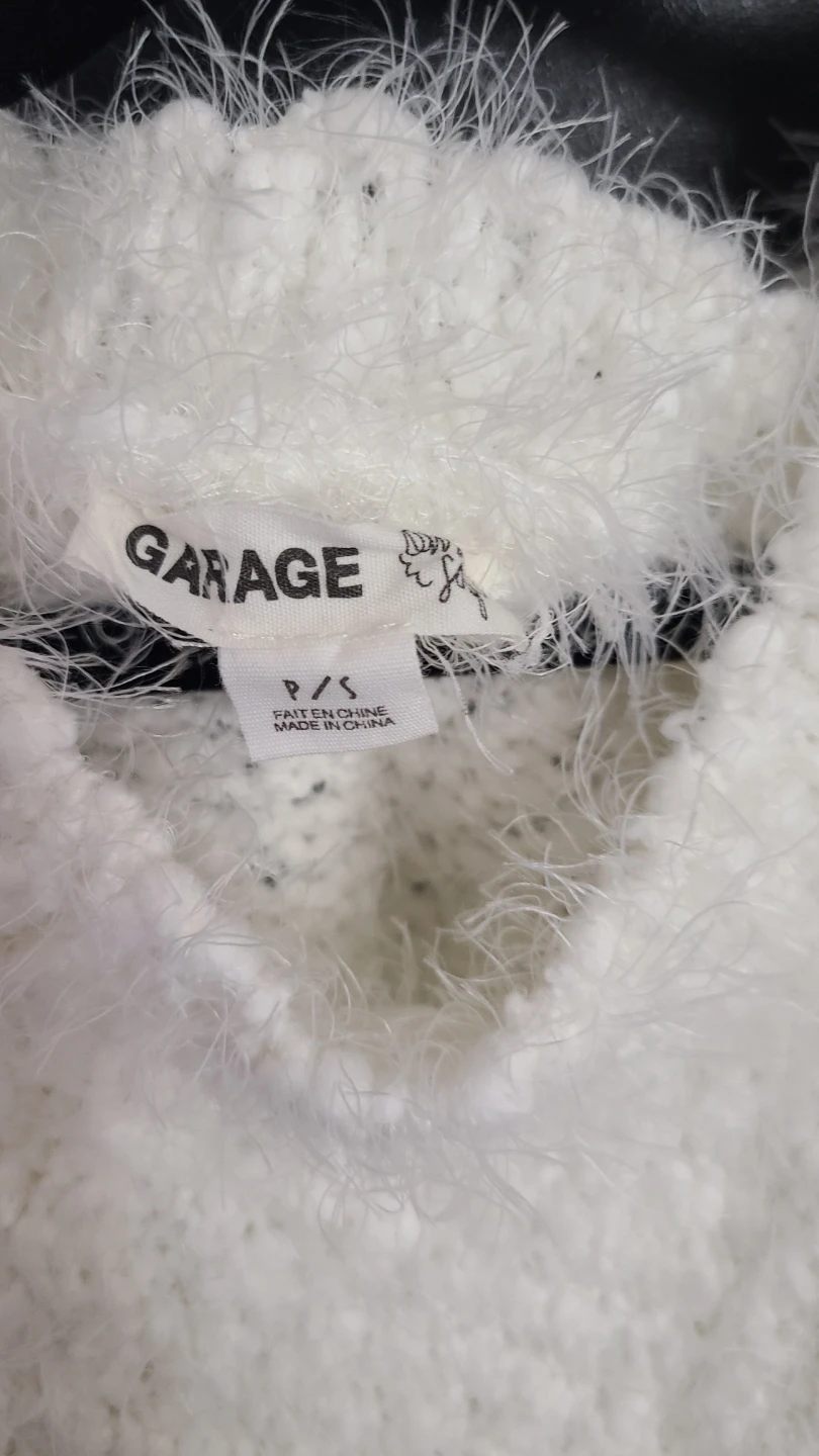 Garage White Fuzzy Sweater P/S - photo 2