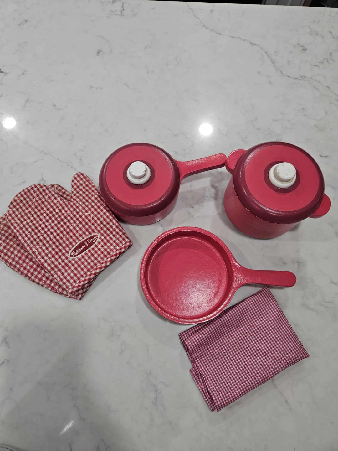 Melissa & Doug Wooden Pots and Pans Play Set with Oven Mitt - photo 2