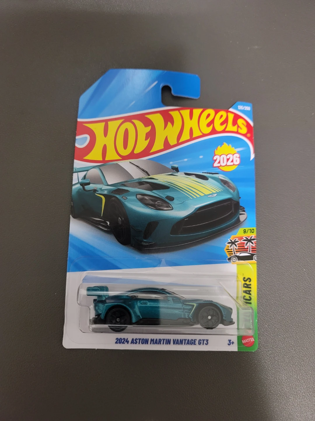 Hot Wheels 2024 Aston Martin Vantage GT3