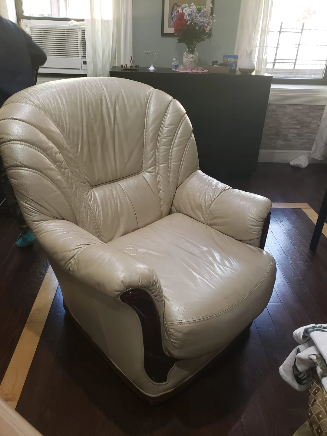 Cream Leather Sleeper Sofa - REAL LEATHER - photo 3