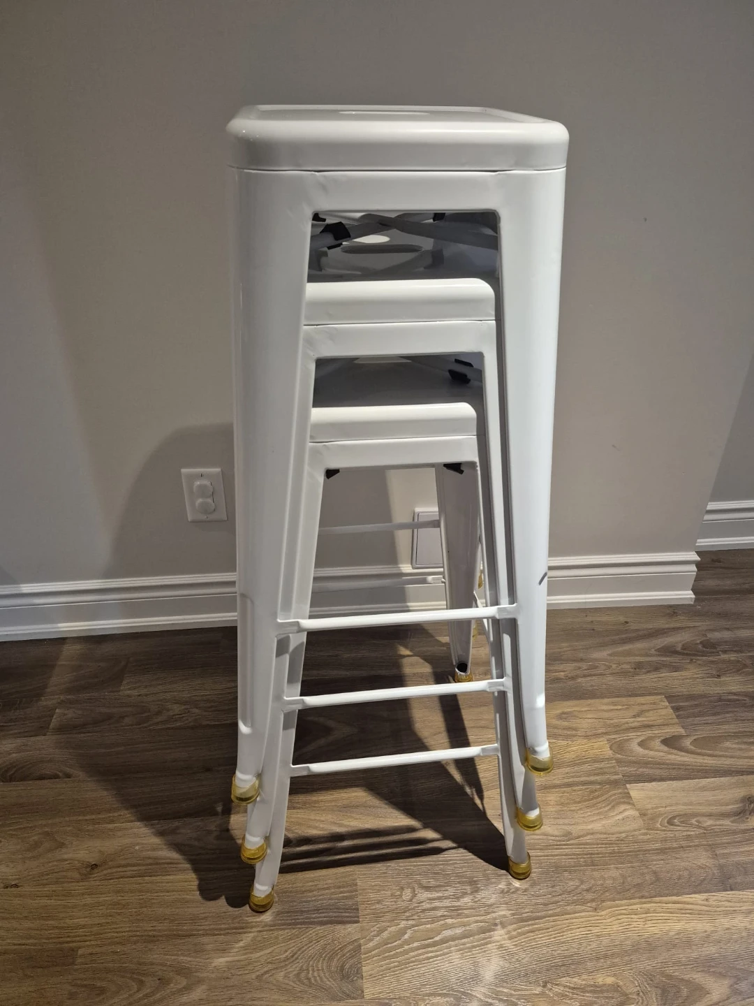 Set of 3 White Metal Bar and Counter Stools - photo 3