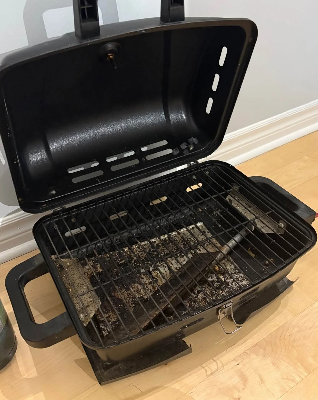 Portable Propane Grill with 2 Propane Tanks - photo 2