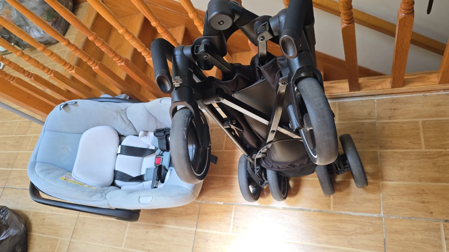Black Baby Stroller and Car Seat Travel System