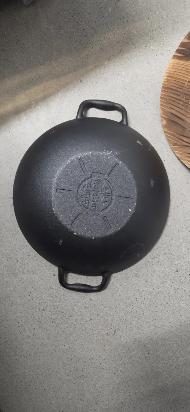 KeleDay Cast Iron Wok with Wooden Lid - photo 3