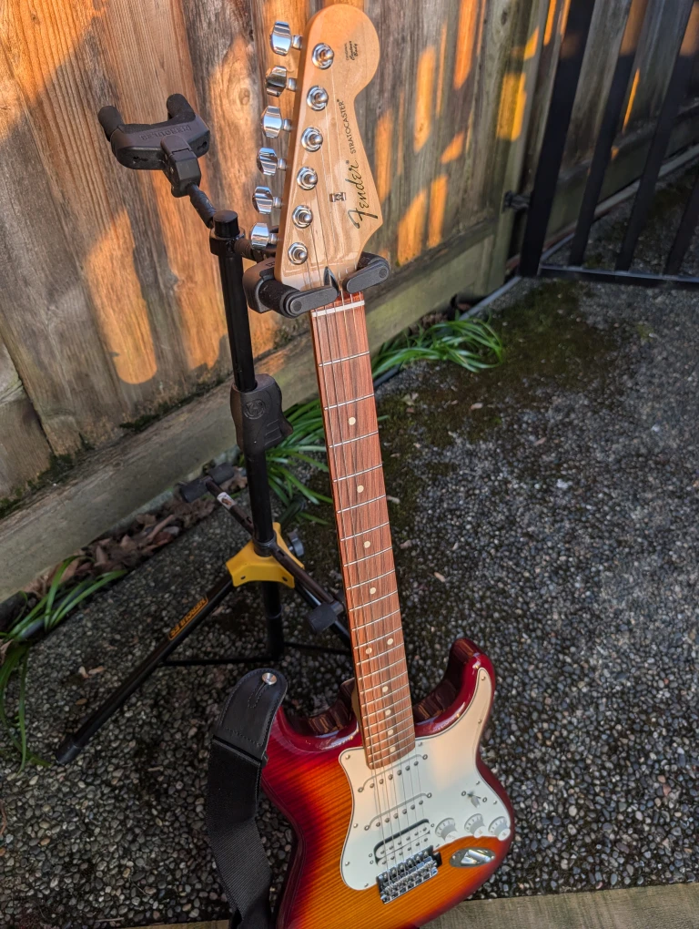 Fender Stratocaster HSS Electric Guitar - photo 3