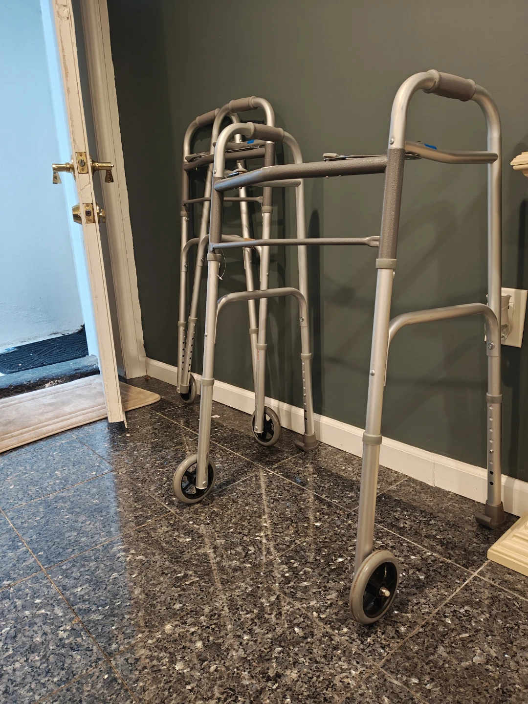 Folding Walker with Wheels