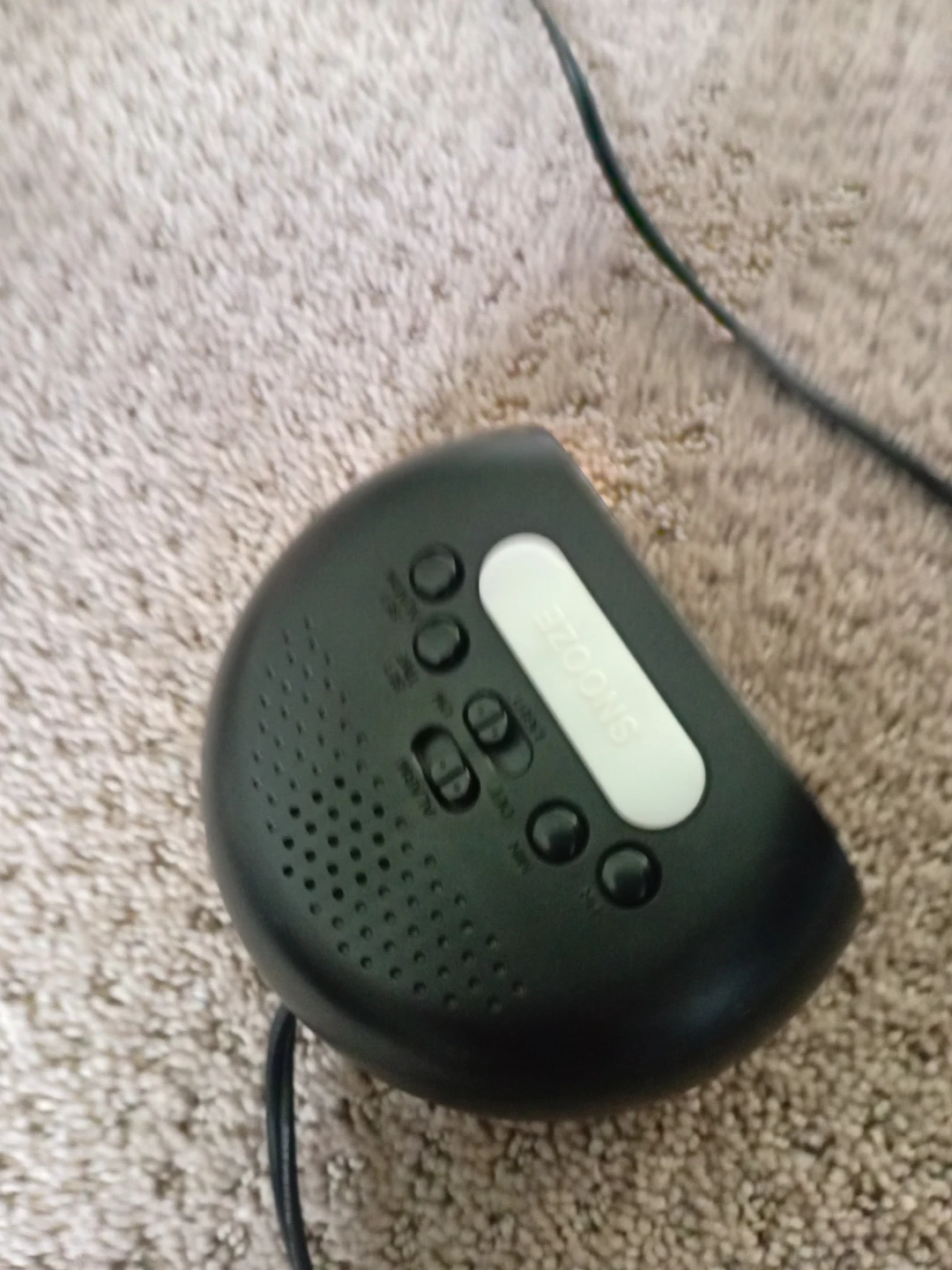 RCA Digital Alarm Clock - photo 3