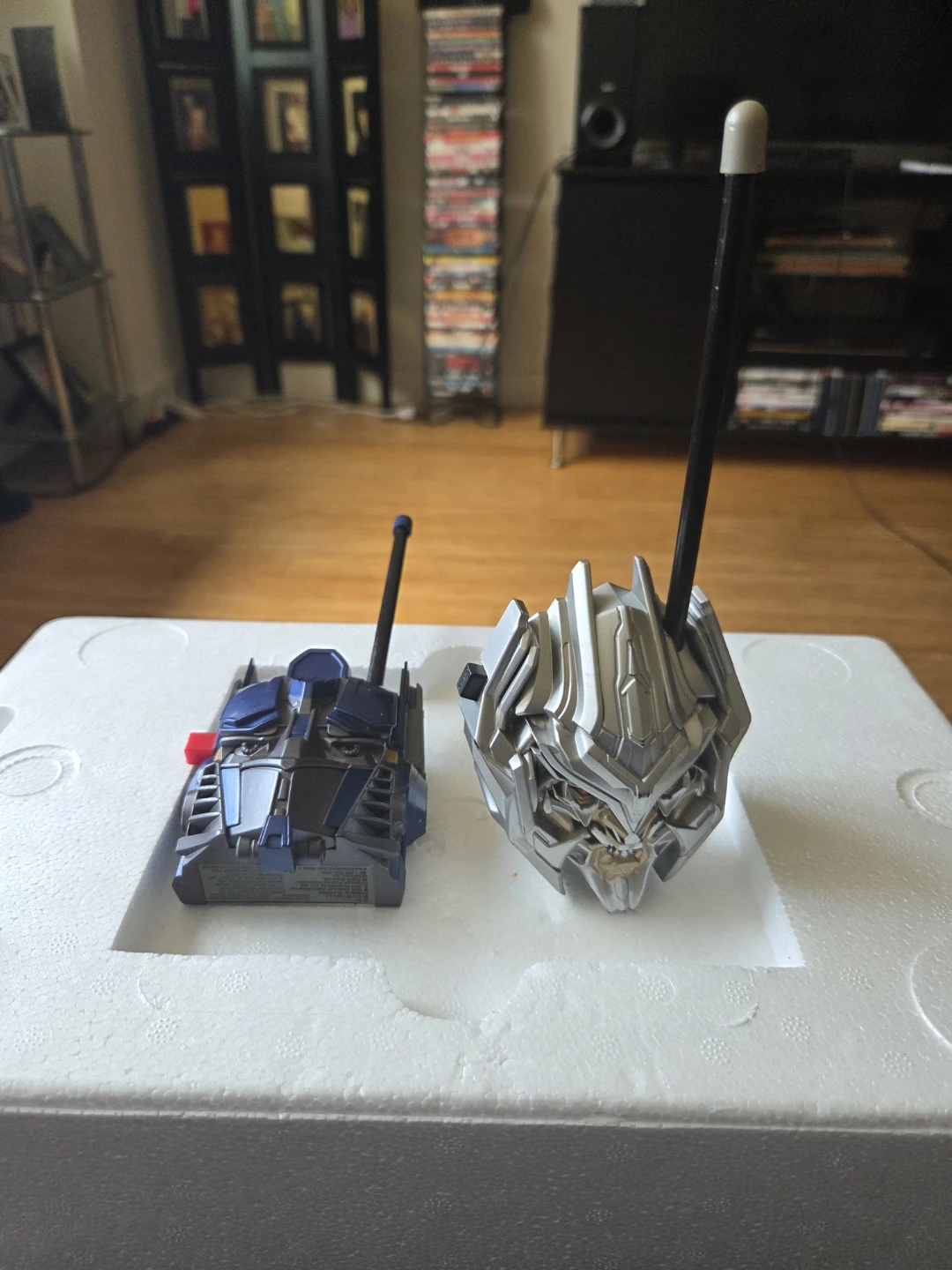 Transformers Optimus Prime & Megatron Walkie Talkies - photo 2