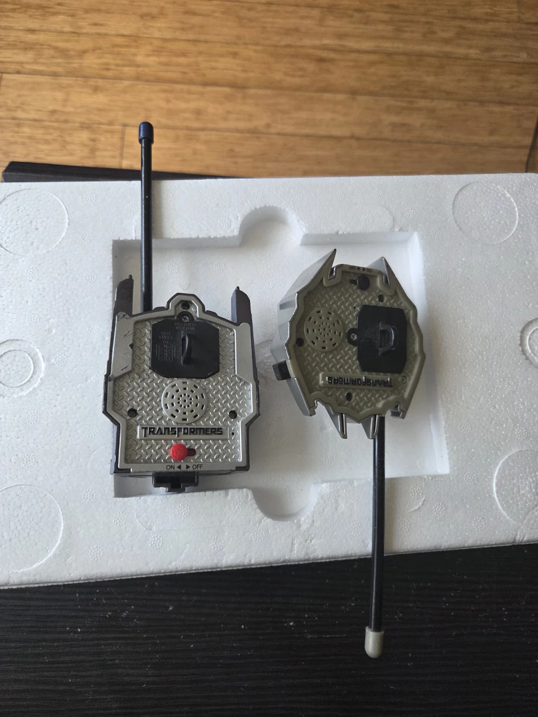 Transformers Optimus Prime & Megatron Walkie Talkies - photo 3