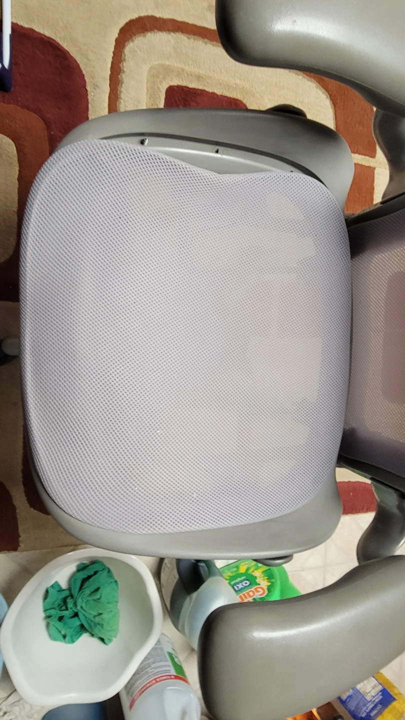 Herman Miller Aeron Task Chair - photo 5