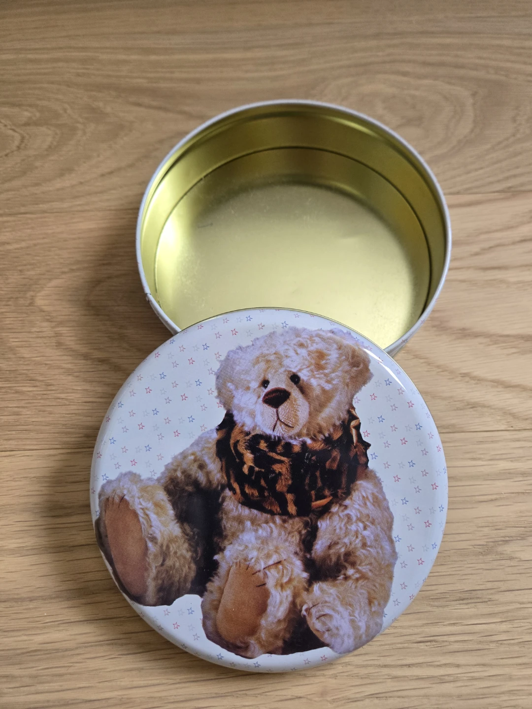 Jenny Bakery Teddy Bear Round Tin Storage Box
