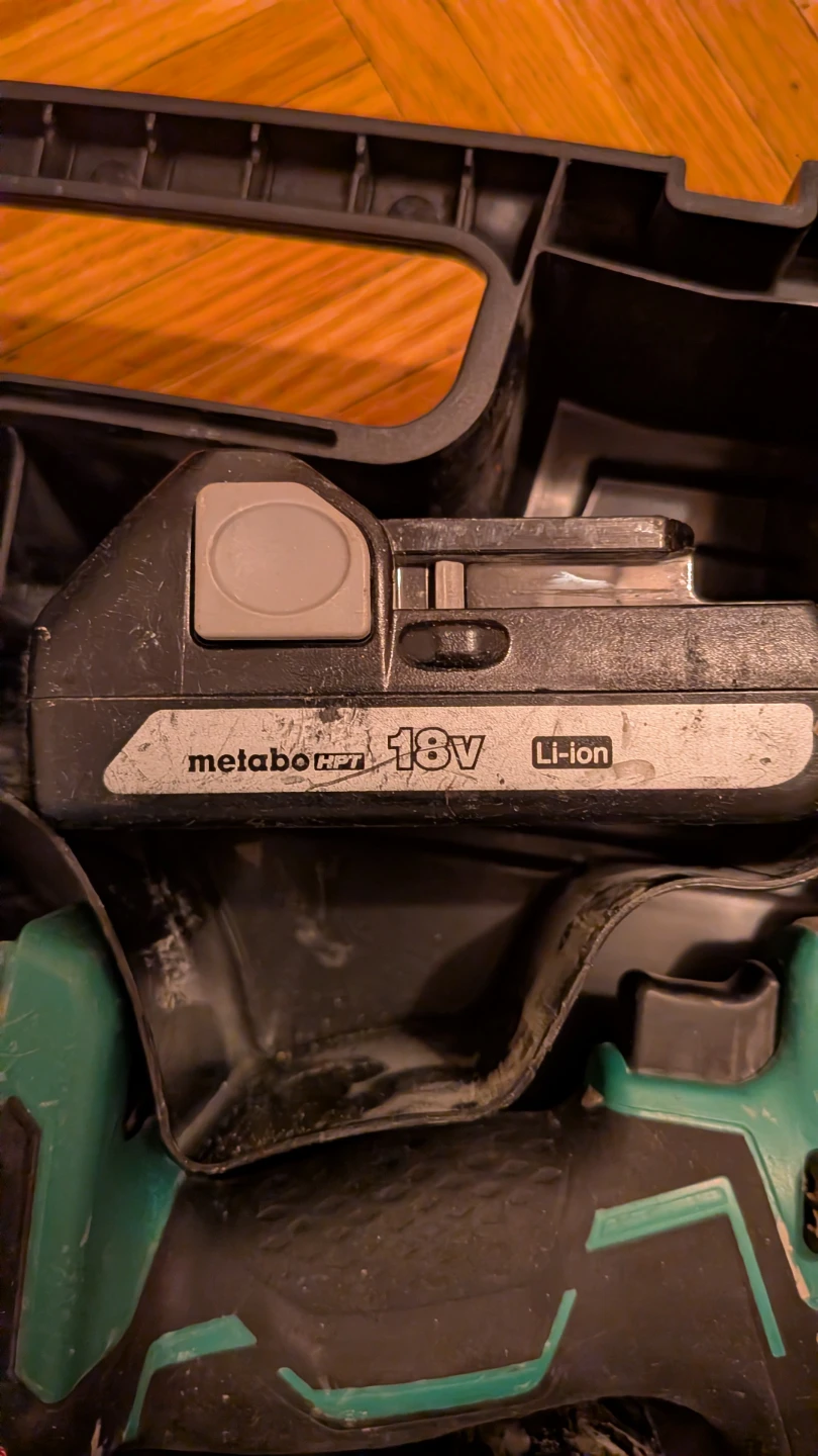 Metabo HPT 18V Cordless Impact Driver Kit with Case