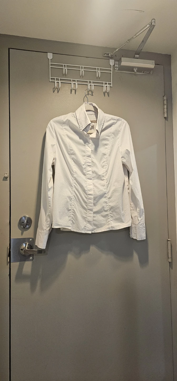 Tavan & Mitto Montreal Women's White Button-Up Shirt Size 12