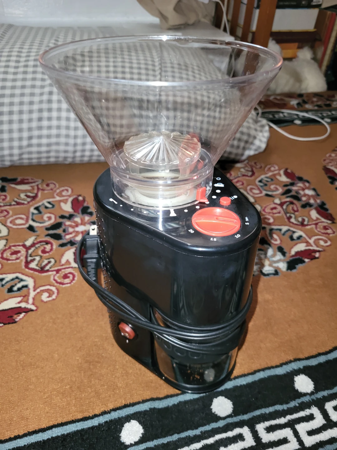 Bodum 10903-01US Bistro Electric Burr Coffee Grinder, Black - photo 2