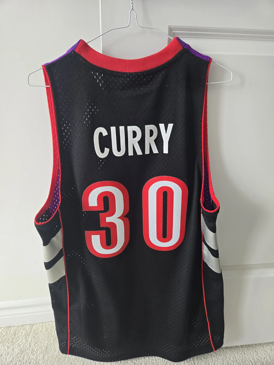 Mitchell & Ness Toronto Raptors Jersey - photo 2