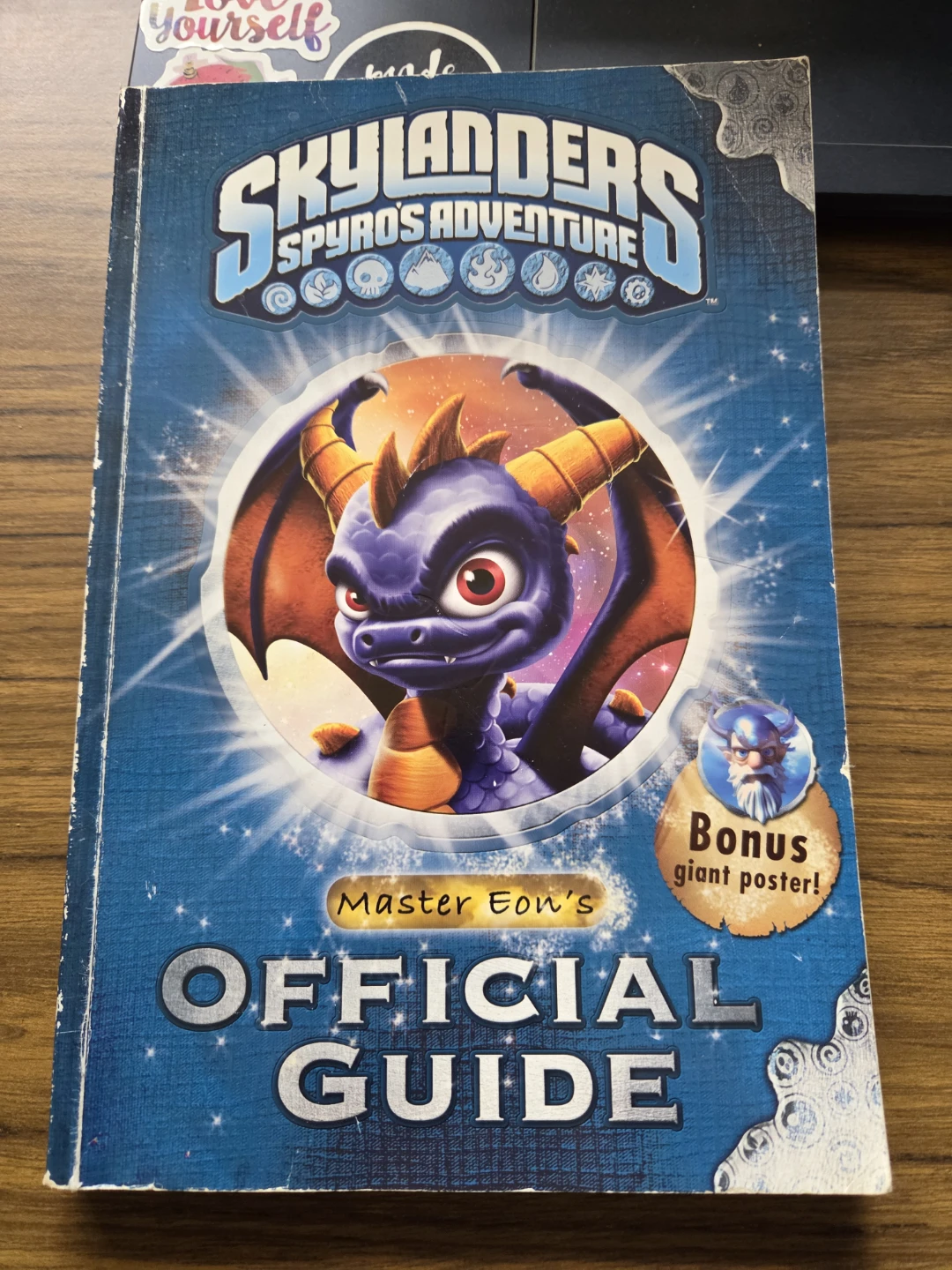 Skylanders Spyro's Adventure Official Guide Book