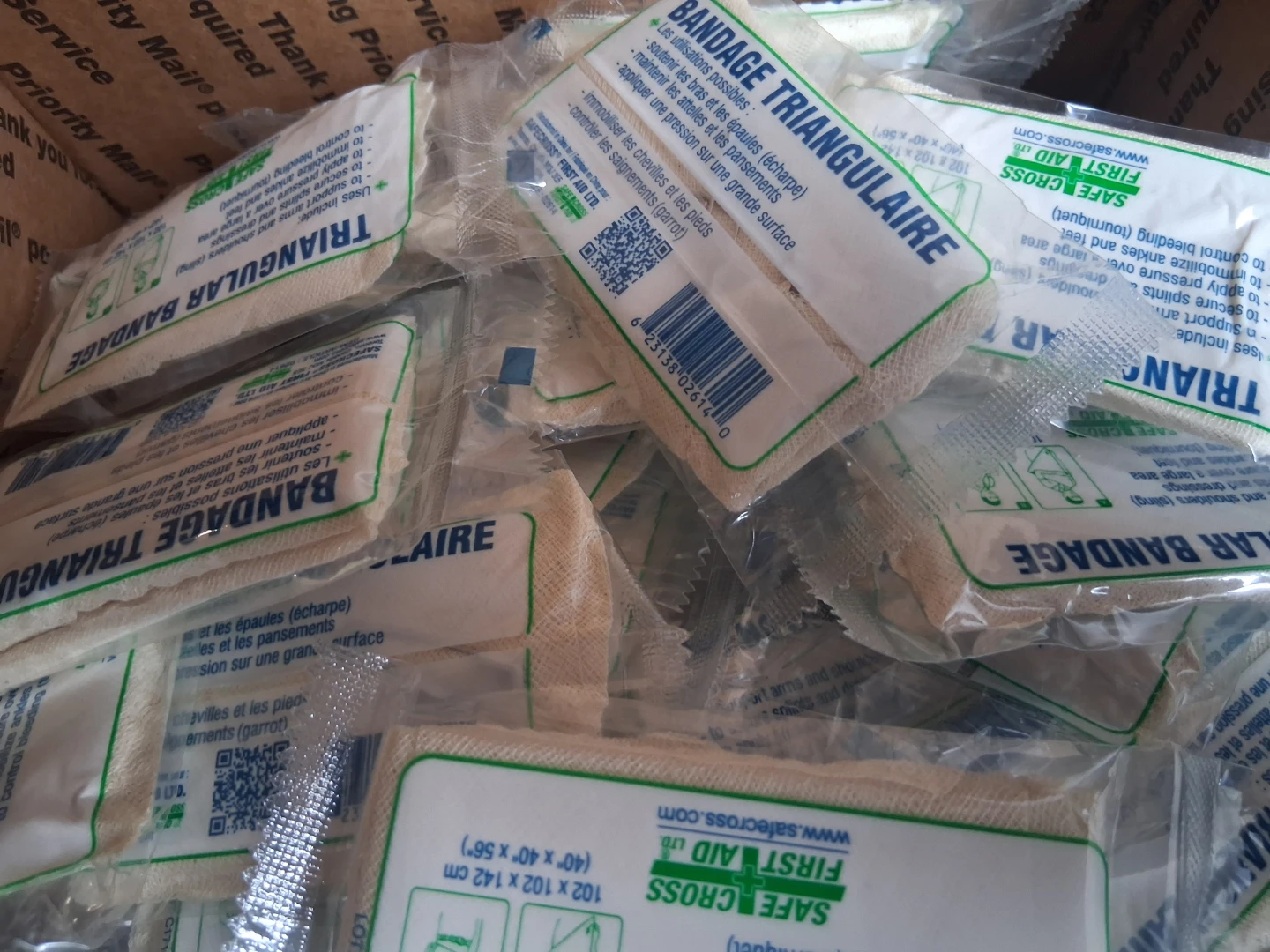 TRIANGLE BANDAGES x42