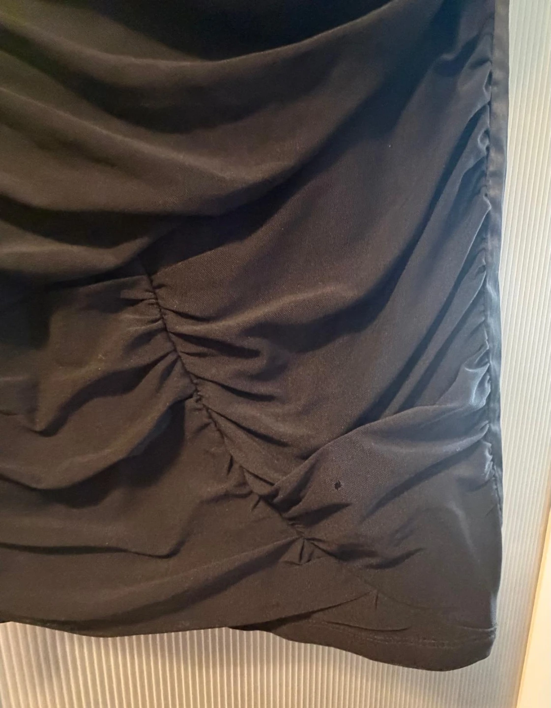 Black Strapless Ruched Dress - photo 3